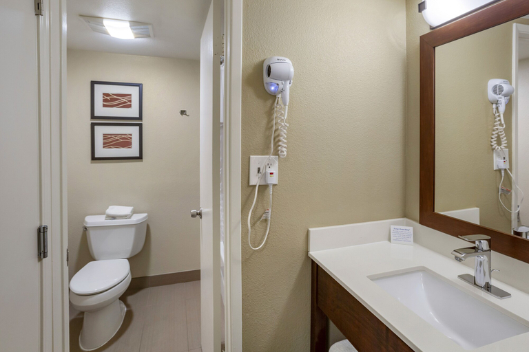Bathroom 4, Comfort Inn Sunnyvale - Silicon Valley, Santa Clara