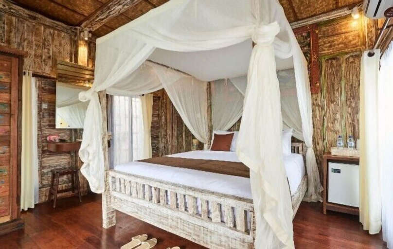 Bedroom 24
