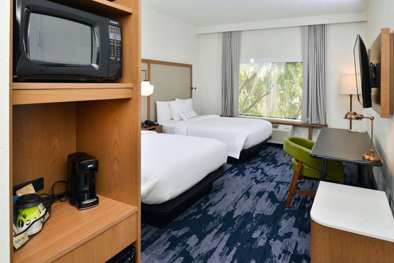 Bedroom 3, Fairfield Inn & Suites by Marriott Charlotte University Research Park, Mecklenburg
