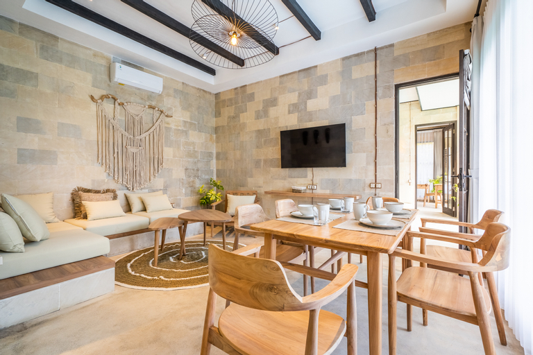 Bedroom 2, Rumah Villa by EVDEkimi, Gianyar