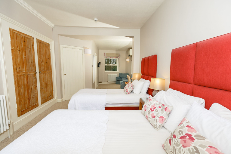 Bedroom 3, Donington Park Farmhouse Hotel, Leicestershire
