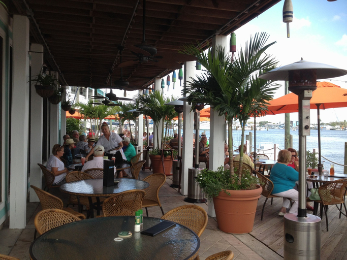 Food & Drinks 5, Matanzas Inn Bayside Resort and Marina, Lee