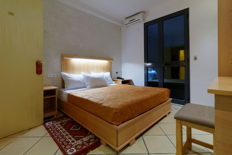 Bedroom 3, Hotel Roma Tunis, Sidi El Béchir
