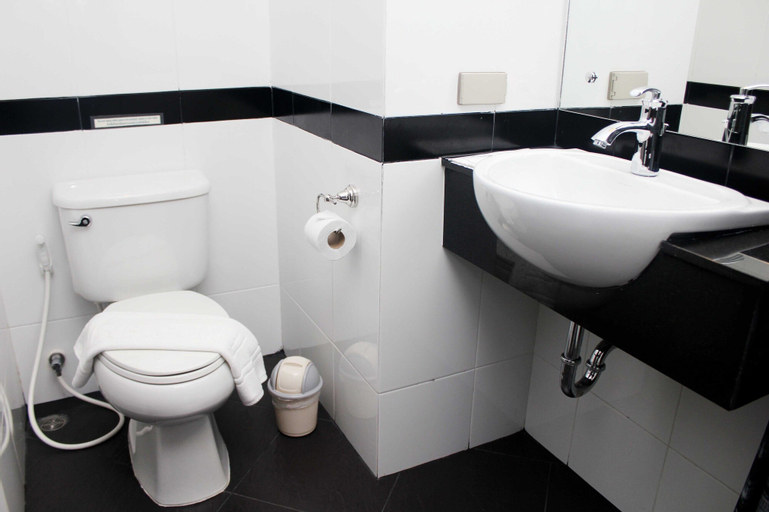 Bathroom 4