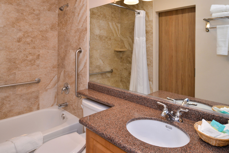 Bathroom 4, La Fuente Inn & Suites, Yuma