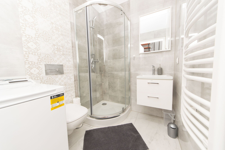 Bathroom, Yellow Apartment Old Town Air Condition, Kraków City