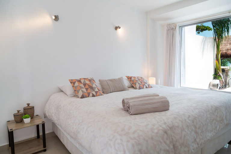 Bedroom 2, Delightful Lagoon front Villa at hotel zone, Benito Juárez