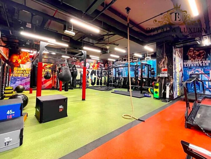 Fitness facility, 1BR view in a luxurious home, Dubai