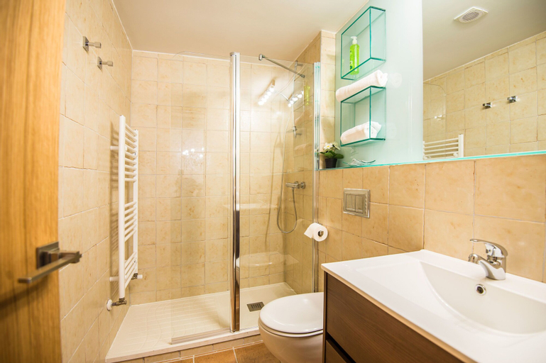 Bathroom 3