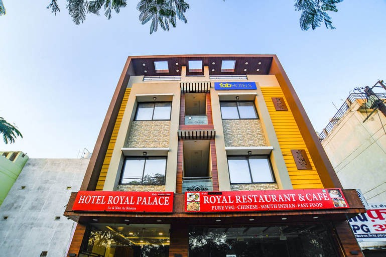 Fabhotel Royal Palace, Indore