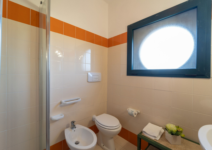 Bathroom 5, La Meta Sporting Rooms, Sassari