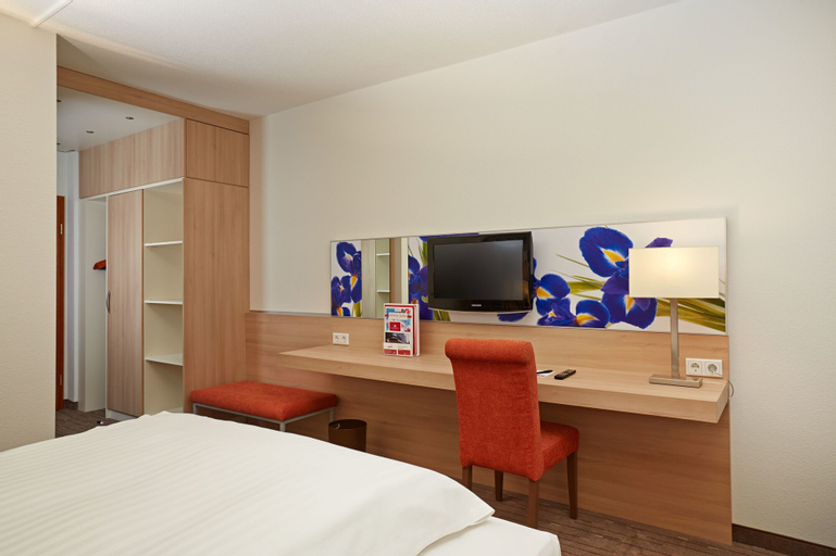 Bedroom 10
