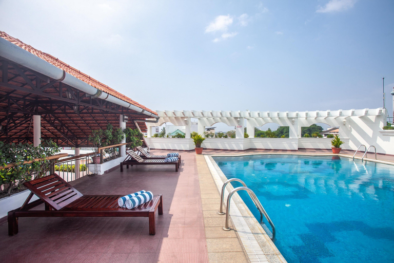 Sport & Beauty 3, The Residency Tower, Thiruvananthapuram