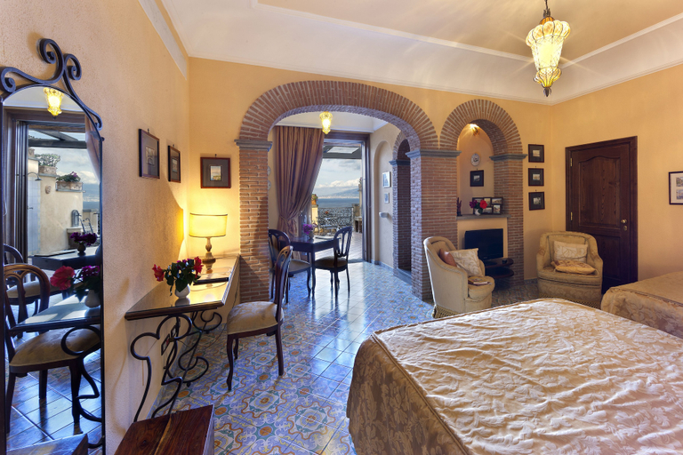 Bedroom 3, Hotel La Tonnarella, Napoli