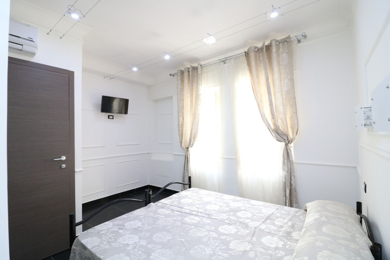 Bedroom 5, Palace Rome - Hostel, Rome