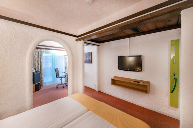 Bedroom 2, Contel Hotel Koblenz, Koblenz