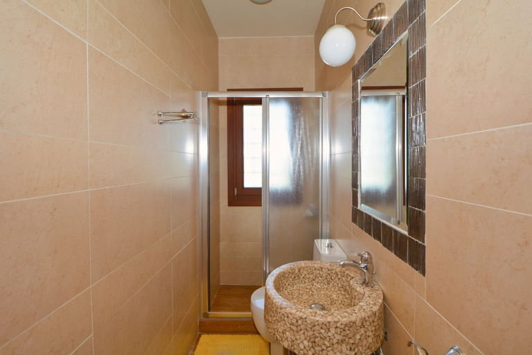 Bathroom 3, Porto Heli - Heaven on Earth Villa, Peloponnese