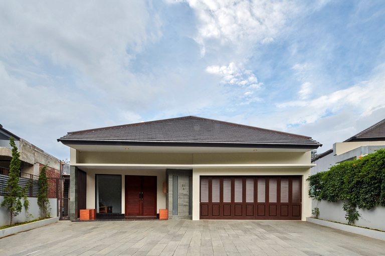 Exterior & Views 2, Cempaka 6 Villa 10 BR with a Private Pool, Bandung