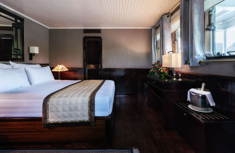Bedroom 4, Emeraude Classic Cruises, Hạ Long
