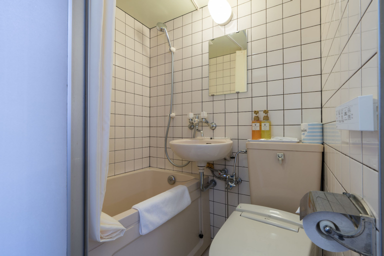 Bathroom 3