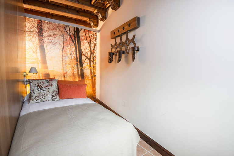 Bedroom 15