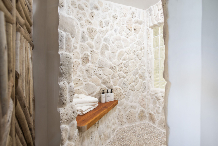Bathroom 4, Long Bay Beach Resort