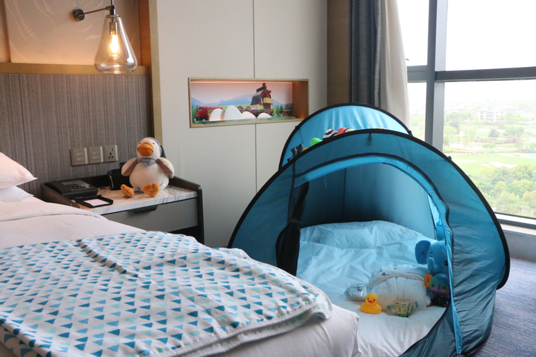 Bedroom 12