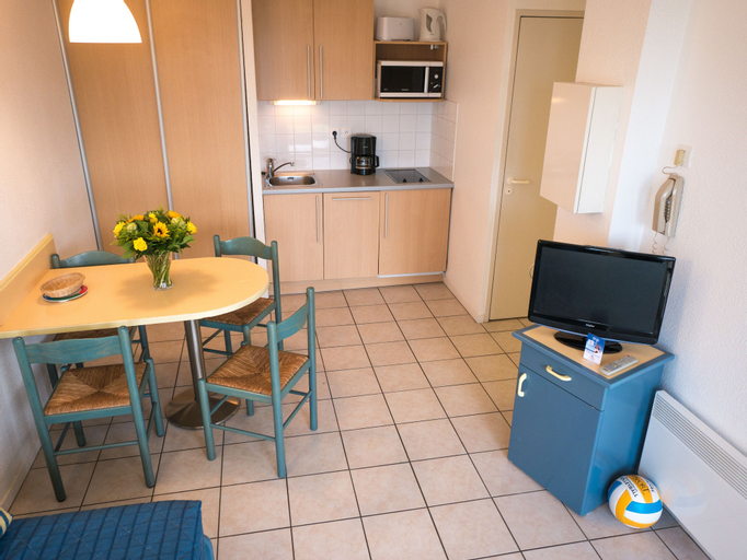Dining Room 4