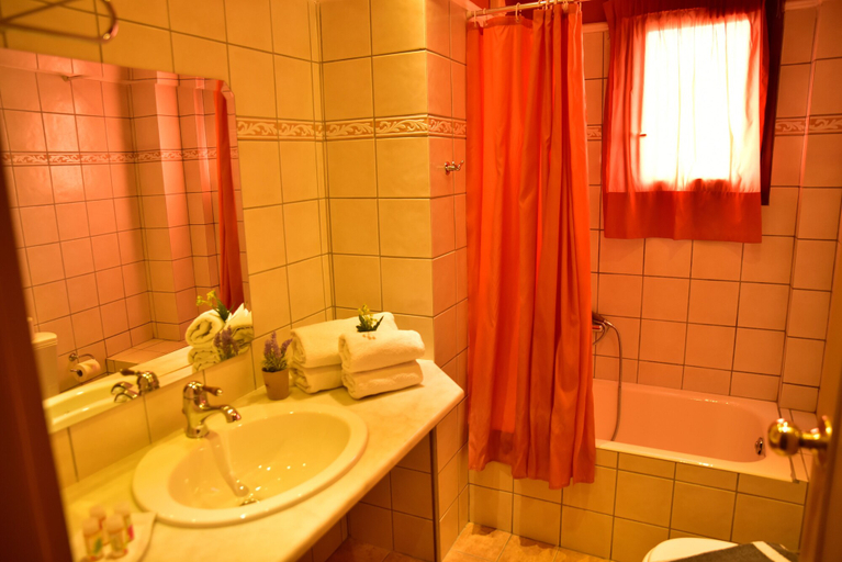 Bathroom 5, Mont Helmos, West Greece