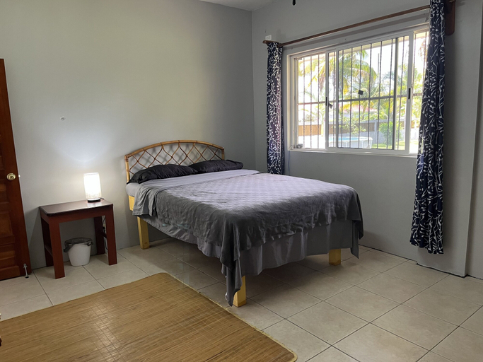 Bedroom 2, Warrie Head House near the Zoo