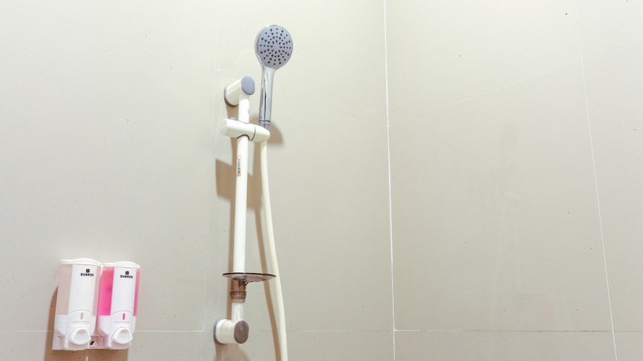 Bathroom 7