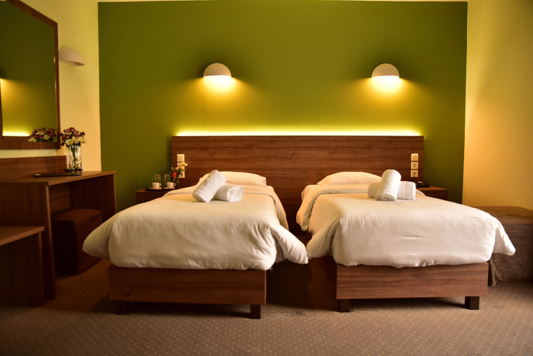 Bedroom 4, Mont Helmos Hotel, West Greece