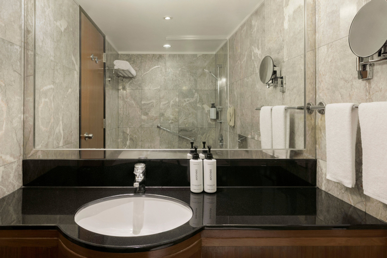 Bathroom 3