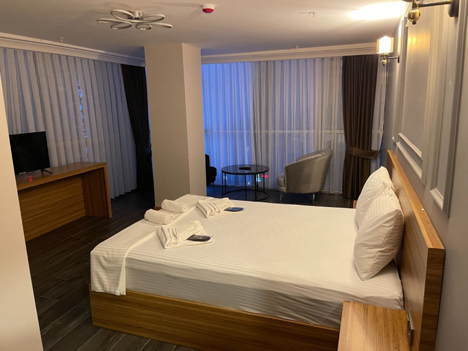 Bedroom 5, Waves Hotel, Avcılar
