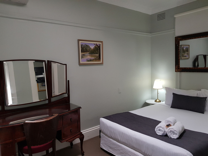 Bedroom 12