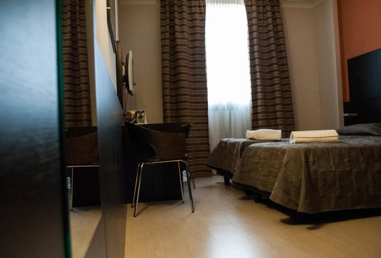 Bedroom 9