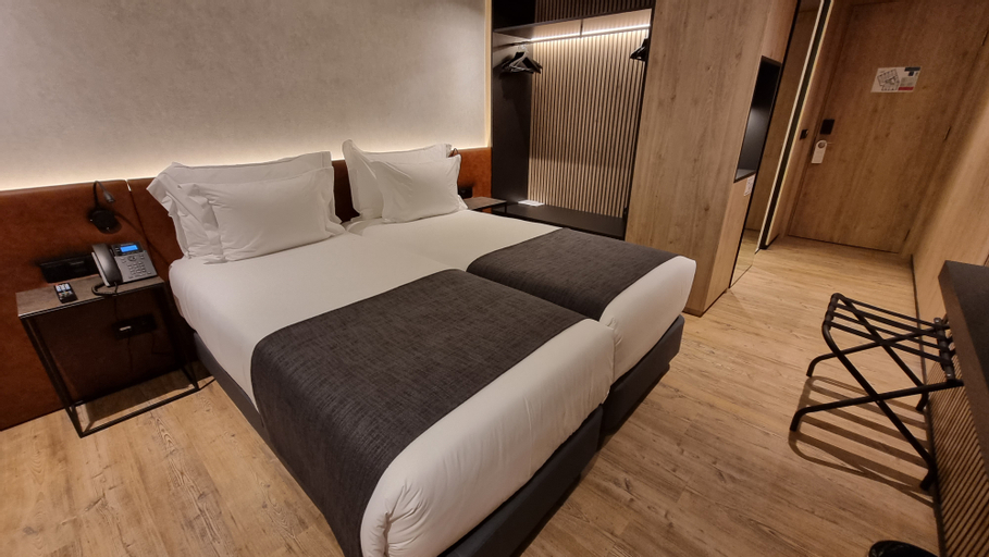 Bedroom 16