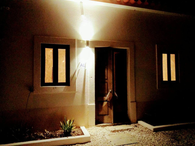 Others 5, Impeccable 2-bed House in Fátima, Ourém