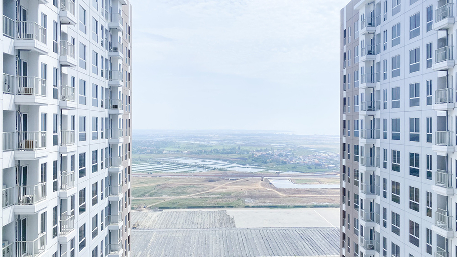 Others 3, Modern Look and Restful Studio at Tokyo Riverside Apartment PIK 2 By Travelio, Tangerang