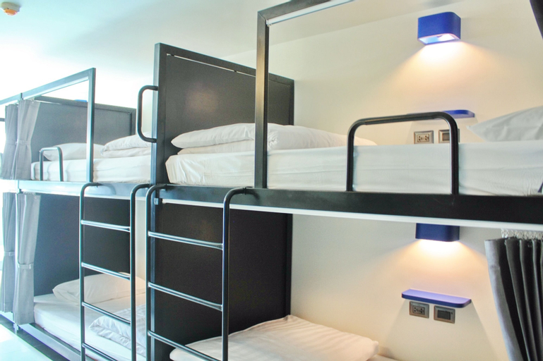Bedroom 12