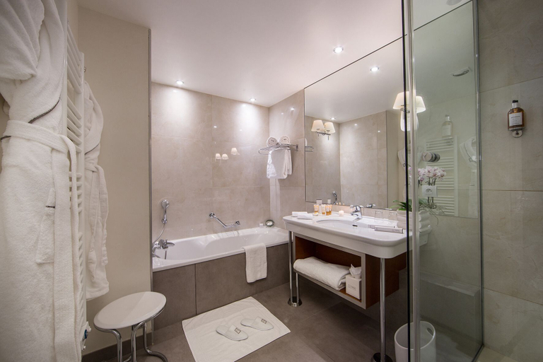 Bathroom 5, L'Imperial Palace, Haute-Savoie