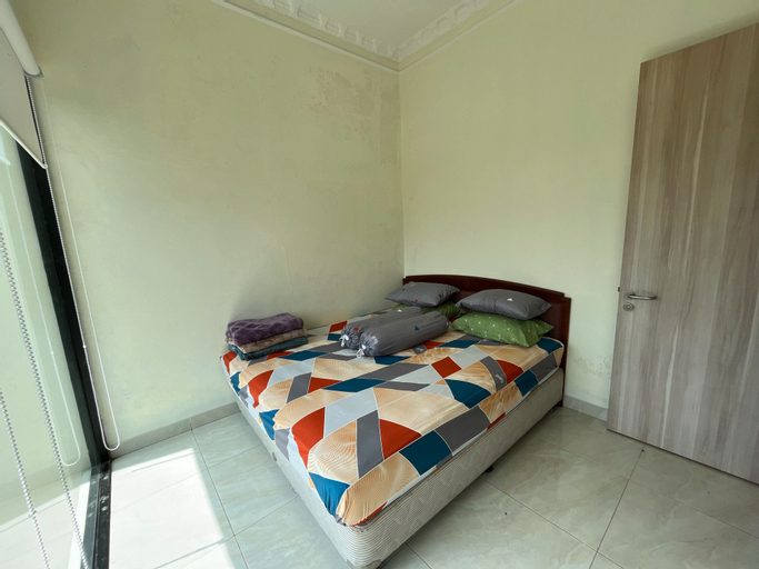 Bedroom 30