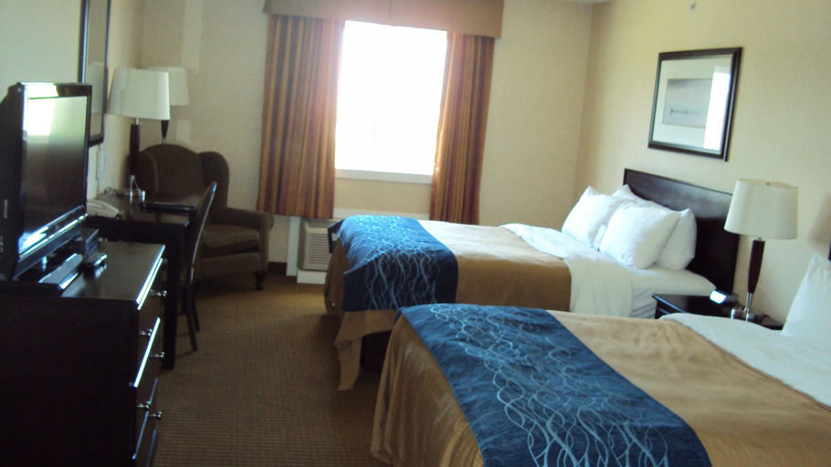 Bedroom 3, Comfort Inn & Suites Edson - Yellowhead Highway, Division No. 14