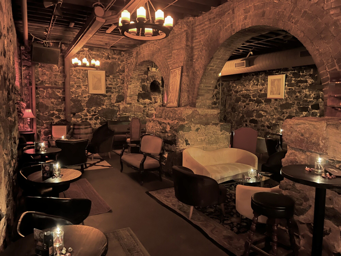 Food & Drinks 5, The Oliver Inn, Saint Louis