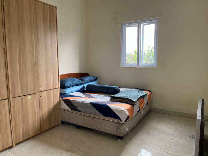 Bedroom 24