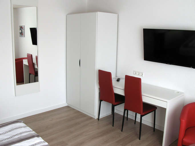Bedroom 2, Murgtal Motel, Rastatt