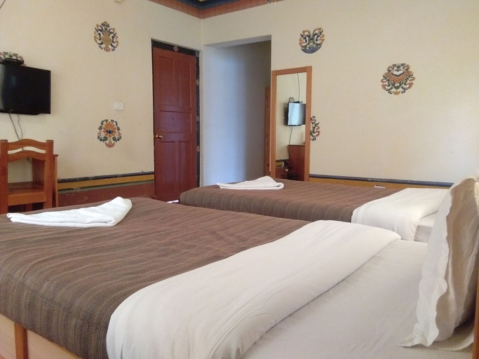 Bedroom 3, Nirvana Lodge, Lamgong