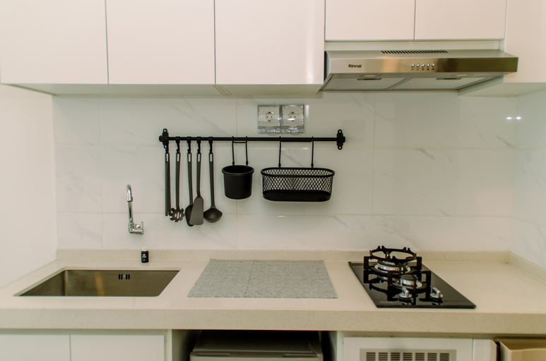 Others 4, Nice and Homey Studio at Sky House BSD Apartment By Travelio, Tangerang Selatan