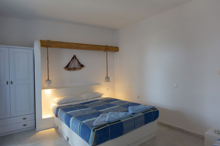 Bedroom 3, Astra Studios, South Aegean