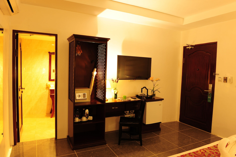 Bathroom 5, Boracay Summer Palace, Malay
